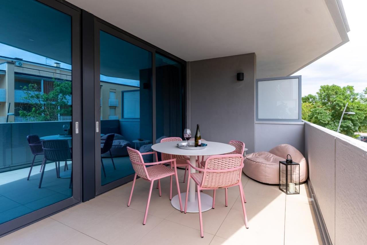 Aparthotel Zefiro Com Design, Large Terrace, Bike, Near Beach And Thermal Градо Экстерьер фото